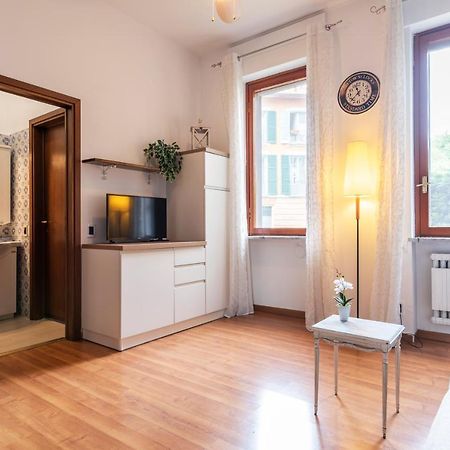 Casa Blu Flexyrent Apartment Wifi - No Ac Milano Exteriör bild